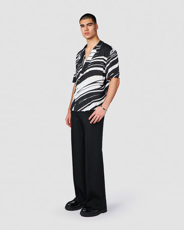 KIT BLACK/WHITE ABSTRACT WRAP SHIRT