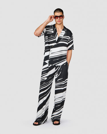 KIT BLACK/WHITE ABSTRACT WRAP SHIRT