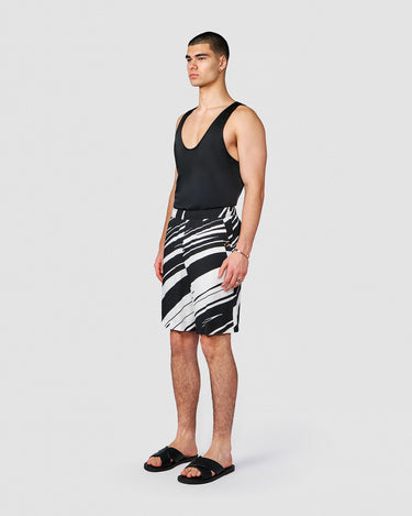 TRIPP BLACK/WHITE ABSTRACT BERMUDA SHORT
