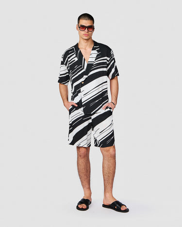 TRIPP BLACK/WHITE ABSTRACT BERMUDA SHORT